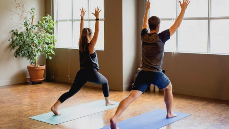 Amanda Kingsmith teaching a yoga class